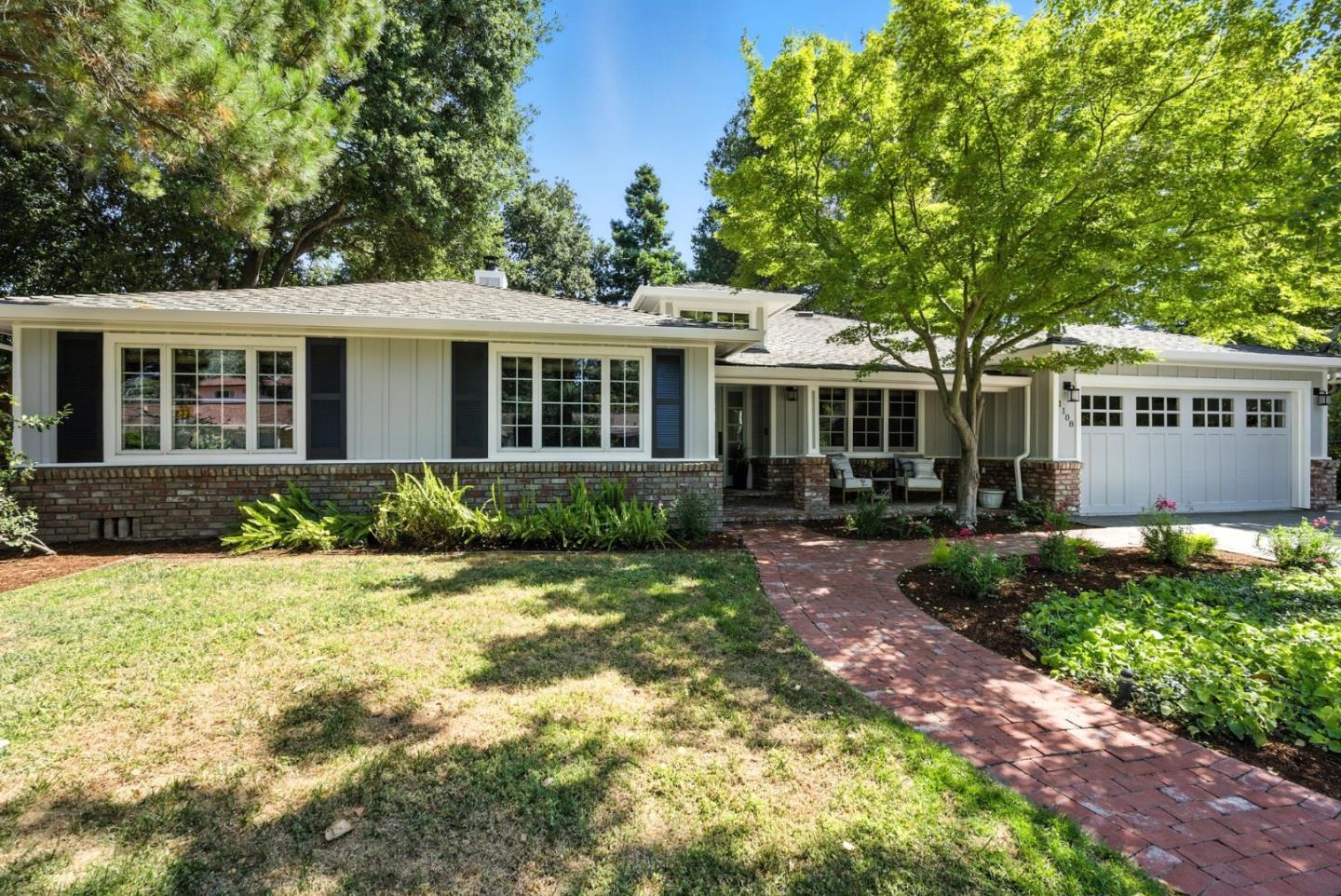 Detail Gallery Image 2 of 43 For 1108 Covington Rd, Los Altos,  CA 94024 - 4 Beds | 3 Baths