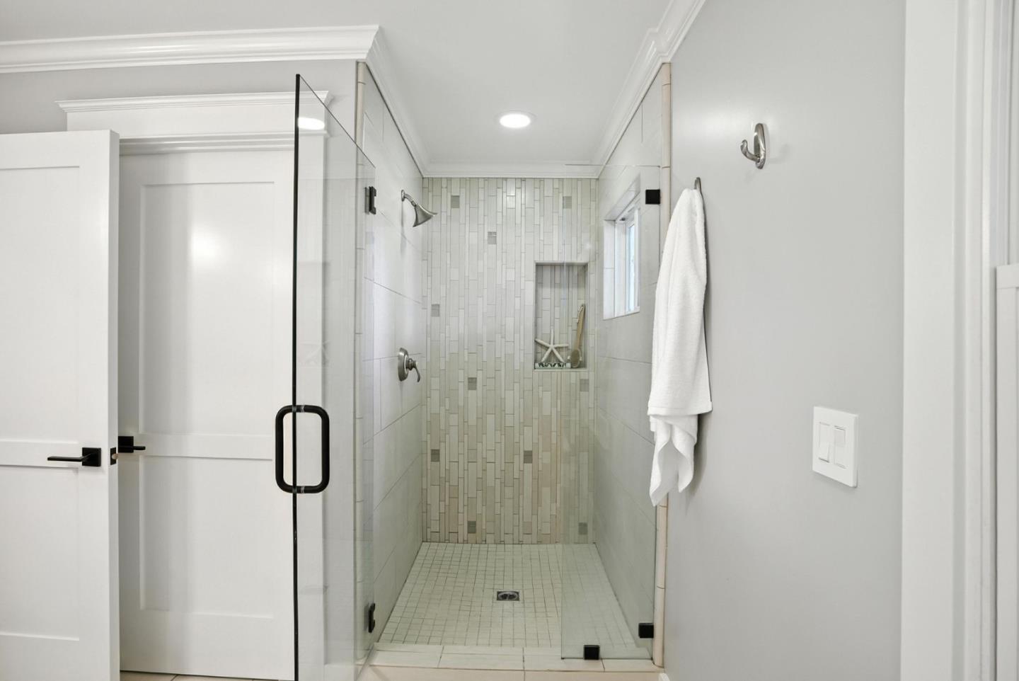 Detail Gallery Image 29 of 43 For 1108 Covington Rd, Los Altos,  CA 94024 - 4 Beds | 3 Baths