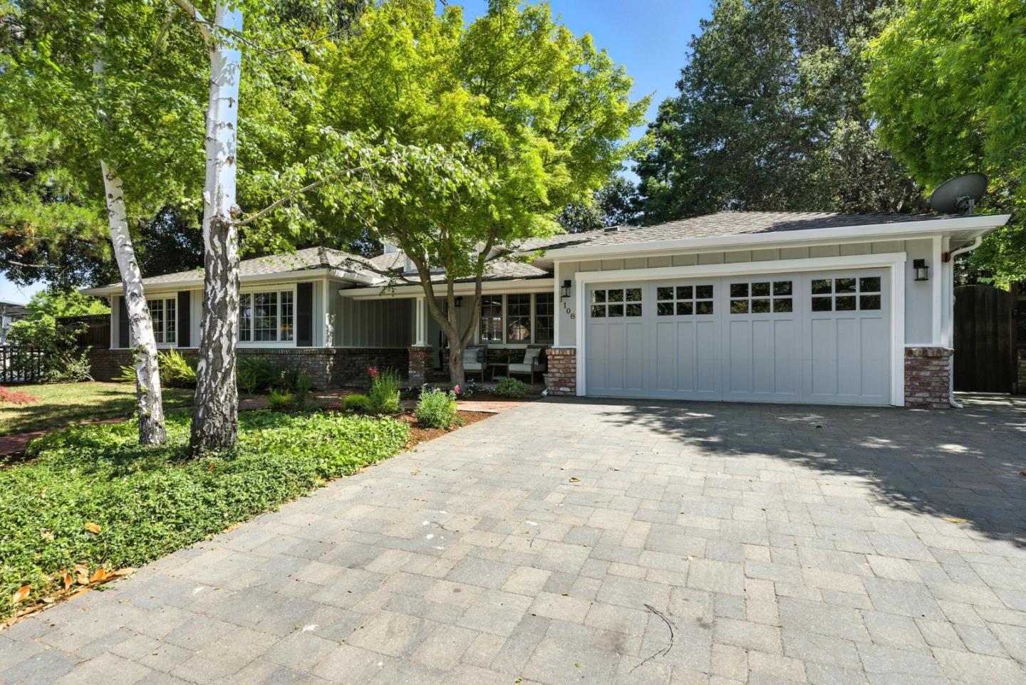 Detail Gallery Image 3 of 43 For 1108 Covington Rd, Los Altos,  CA 94024 - 4 Beds | 3 Baths