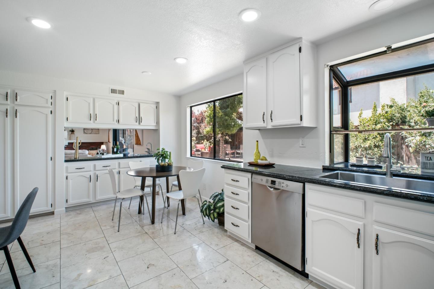 Detail Gallery Image 21 of 64 For 373 Chad Dr, Milpitas,  CA 95035 - 4 Beds | 3 Baths