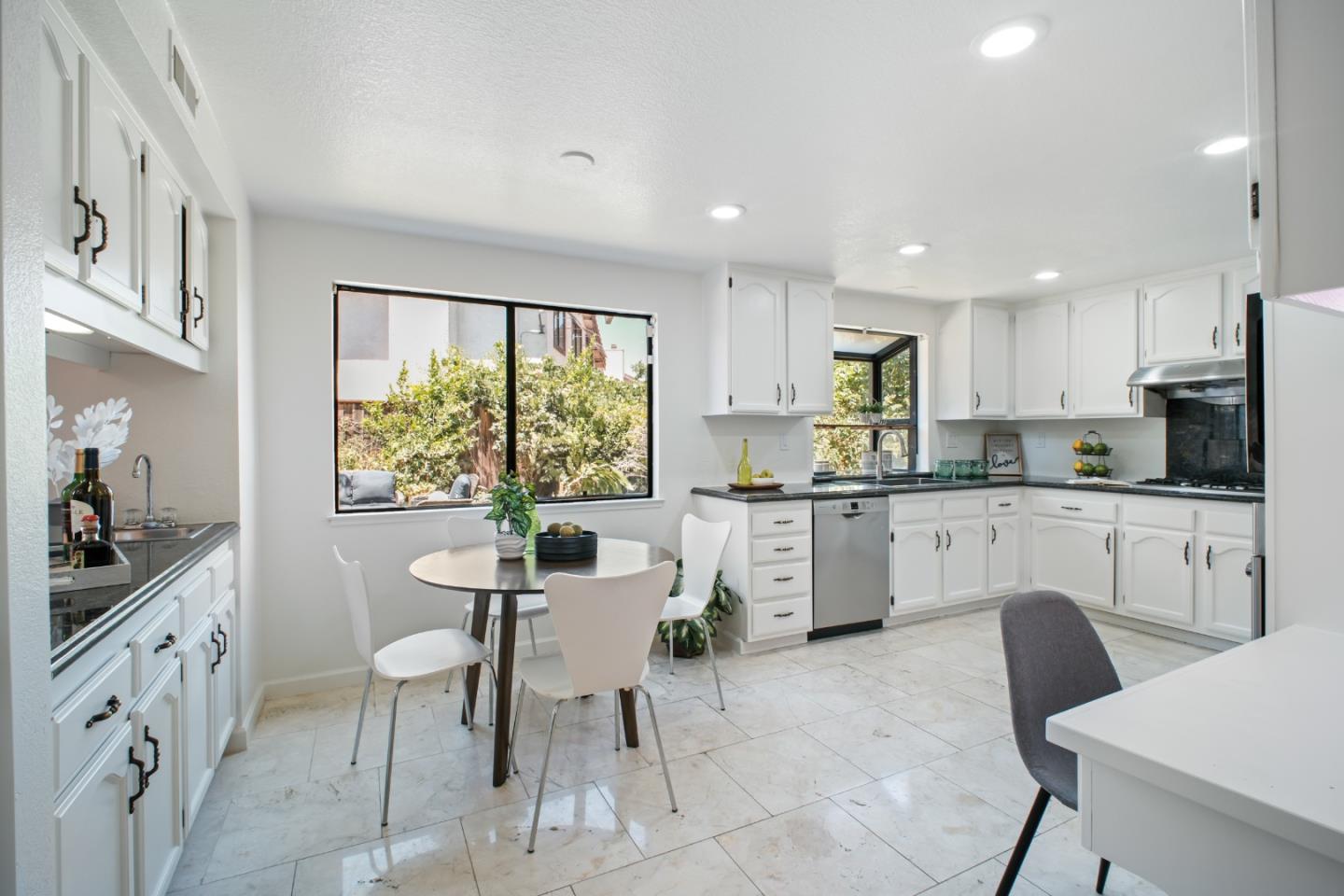 Detail Gallery Image 22 of 64 For 373 Chad Dr, Milpitas,  CA 95035 - 4 Beds | 3 Baths