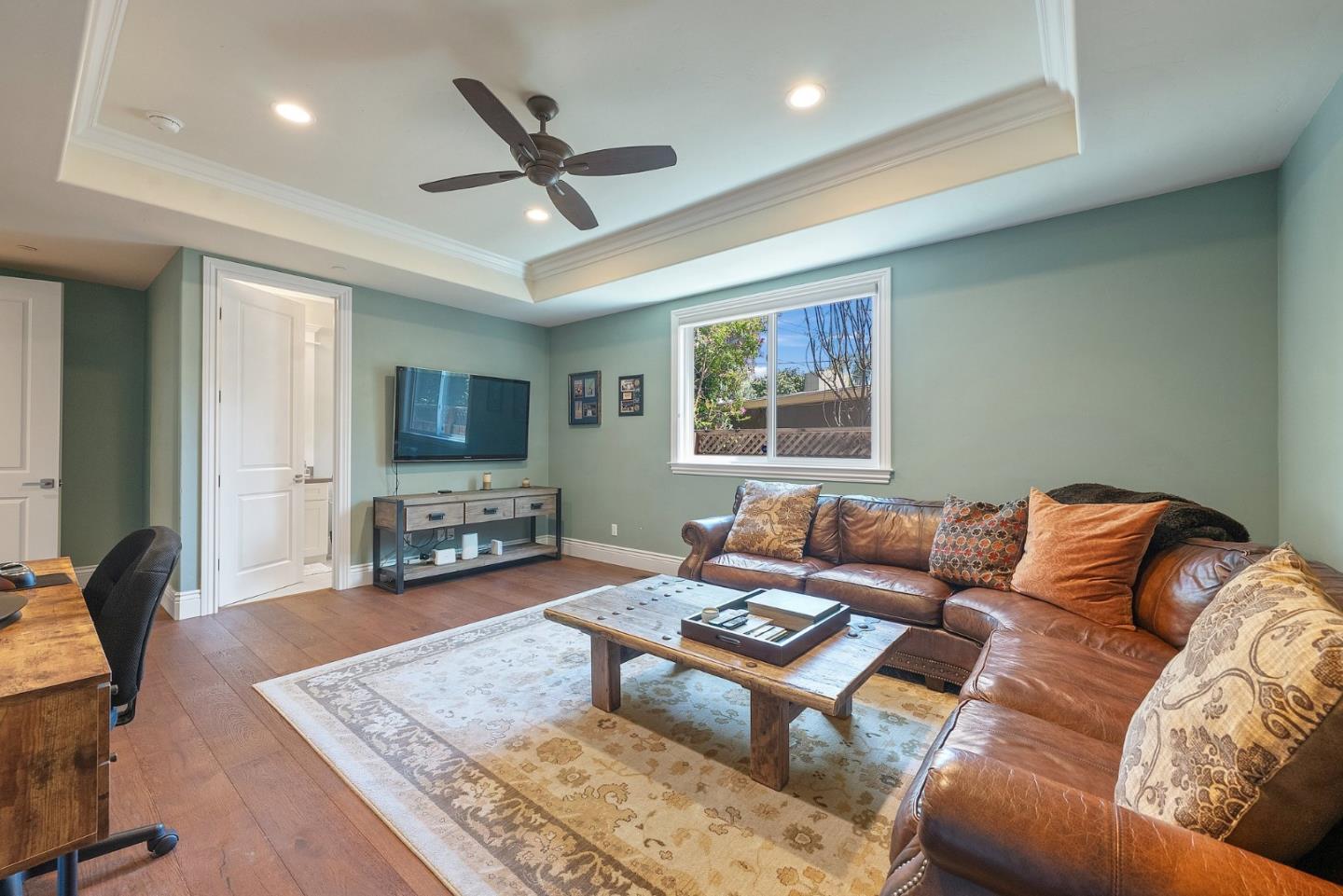 Detail Gallery Image 35 of 103 For 1529 Glenwood Ave, San Jose,  CA 95125 - 5 Beds | 5/1 Baths