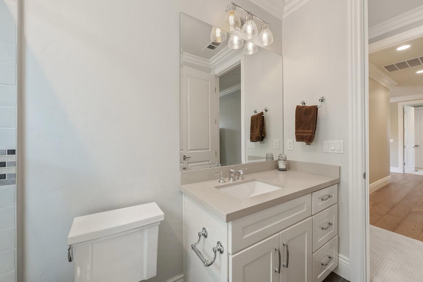 Detail Gallery Image 53 of 103 For 1529 Glenwood Ave, San Jose,  CA 95125 - 5 Beds | 5/1 Baths