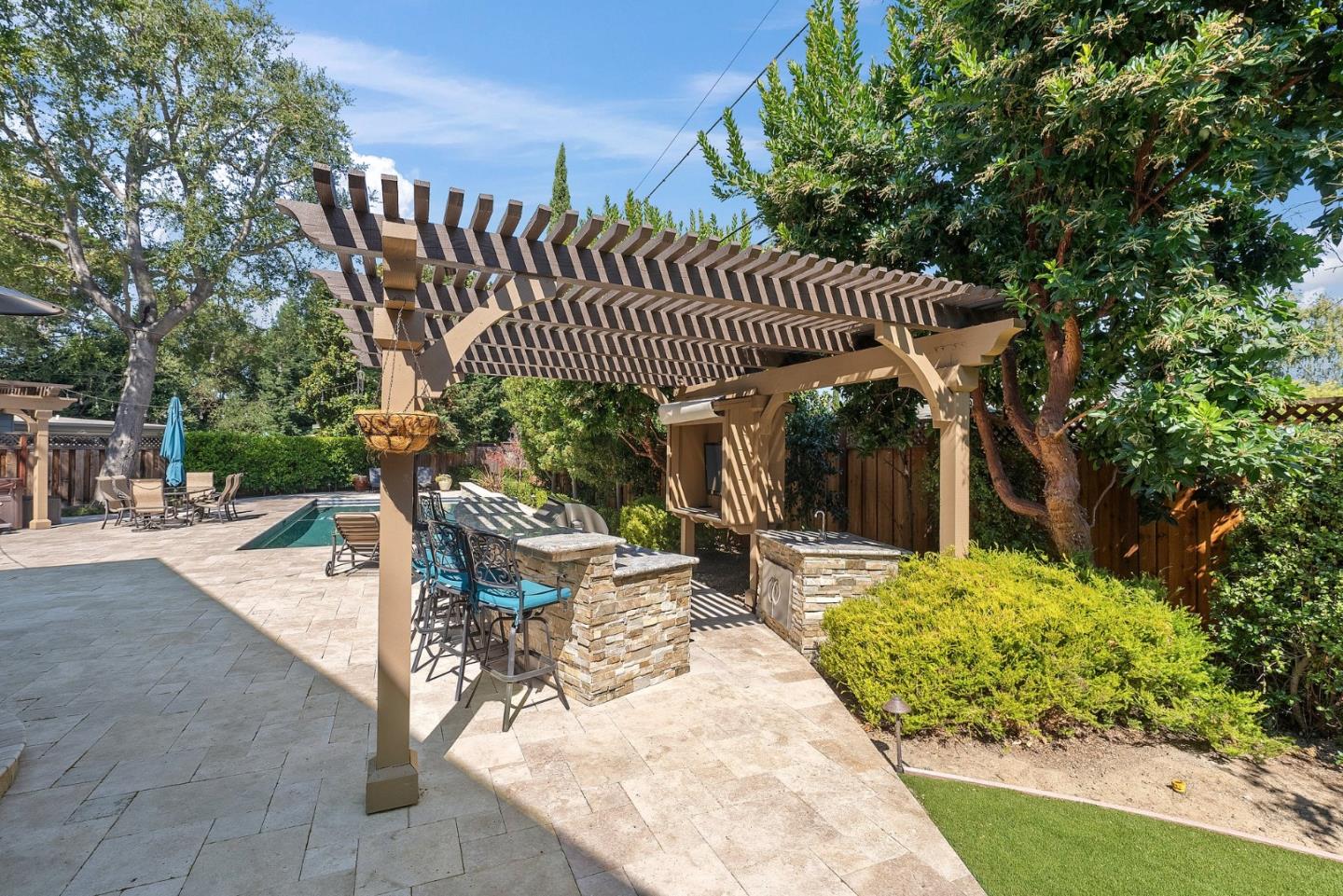 Detail Gallery Image 64 of 103 For 1529 Glenwood Ave, San Jose,  CA 95125 - 5 Beds | 5/1 Baths