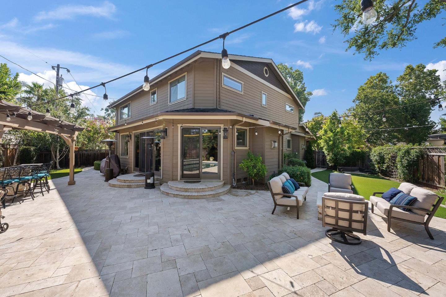 Detail Gallery Image 66 of 103 For 1529 Glenwood Ave, San Jose,  CA 95125 - 5 Beds | 5/1 Baths