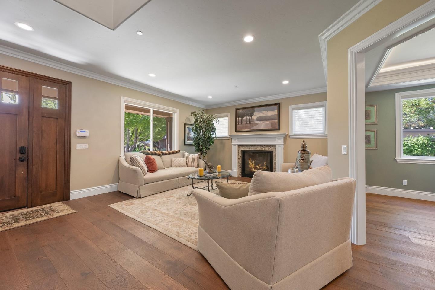 Detail Gallery Image 7 of 103 For 1529 Glenwood Ave, San Jose,  CA 95125 - 5 Beds | 5/1 Baths