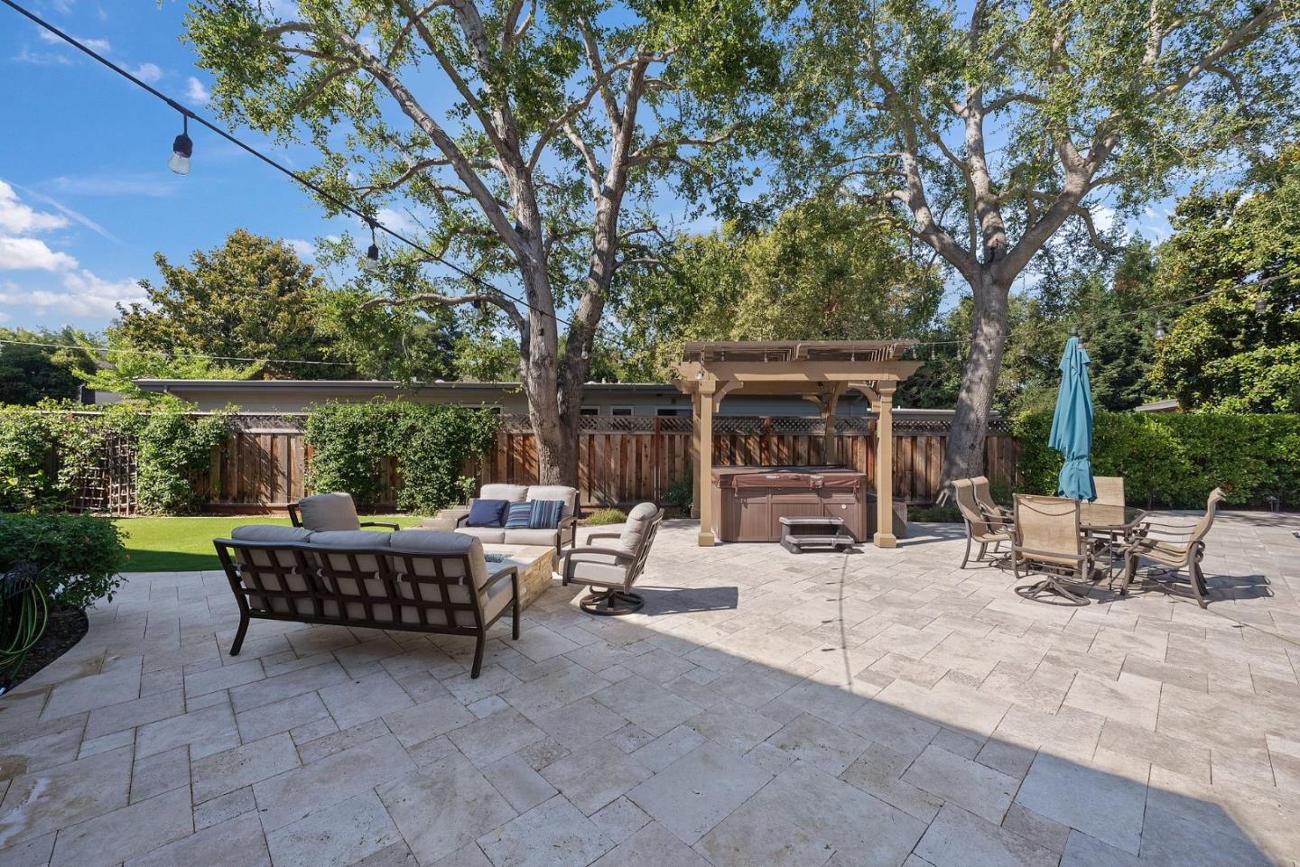 Detail Gallery Image 71 of 103 For 1529 Glenwood Ave, San Jose,  CA 95125 - 5 Beds | 5/1 Baths