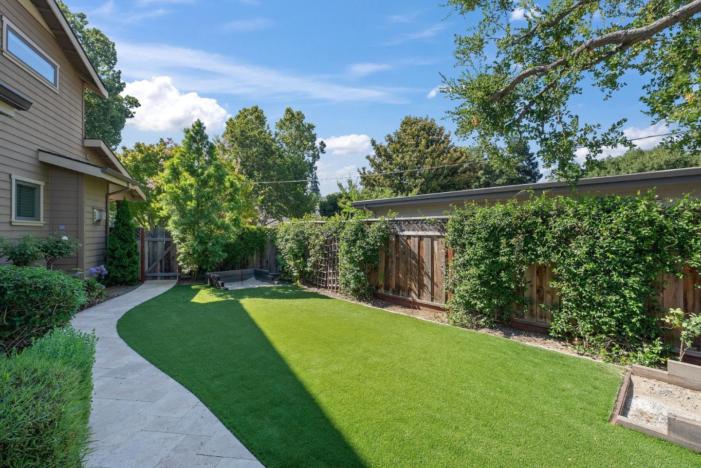 Detail Gallery Image 75 of 103 For 1529 Glenwood Ave, San Jose,  CA 95125 - 5 Beds | 5/1 Baths