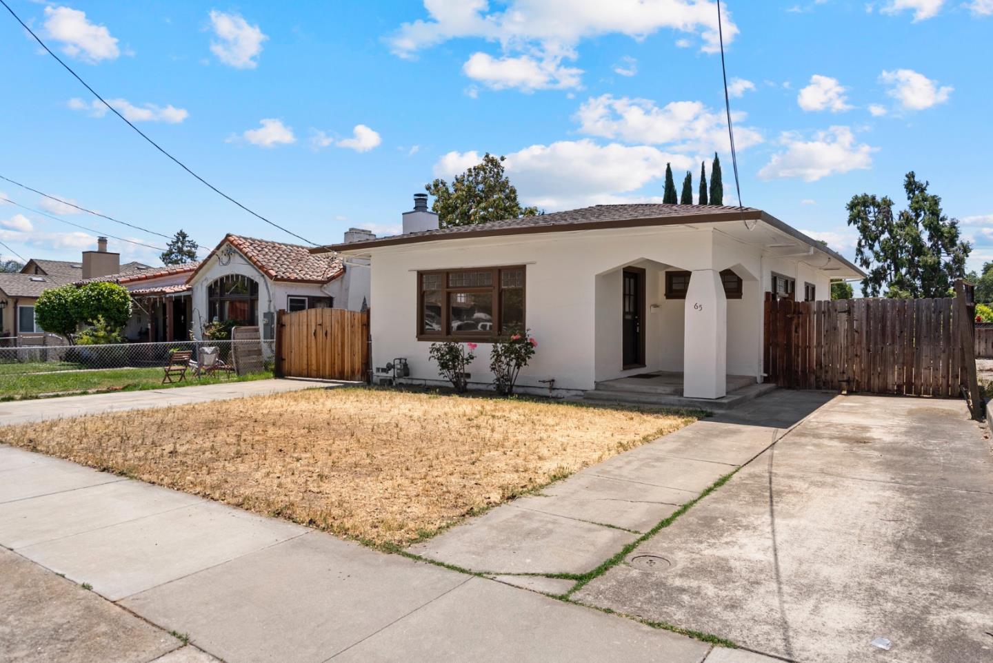 Detail Gallery Image 3 of 32 For 65 S Claremont Ave, San Jose,  CA 95127 - 2 Beds | 1 Baths