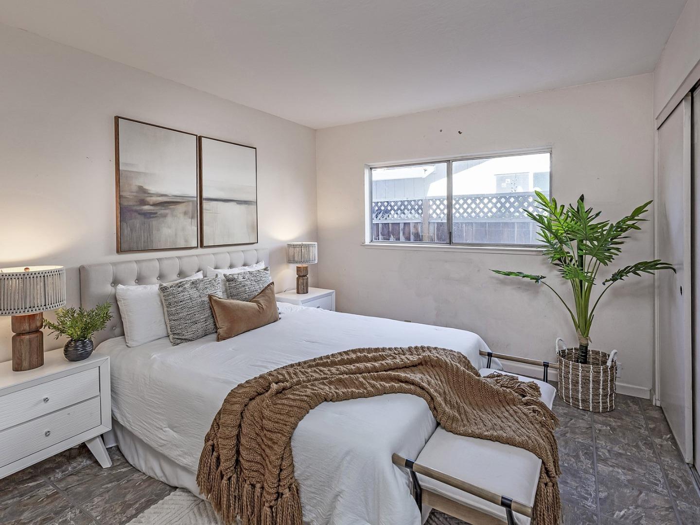 Detail Gallery Image 16 of 31 For 1312 Glen Haven Dr, San Jose,  CA 95129 - 4 Beds | 3 Baths