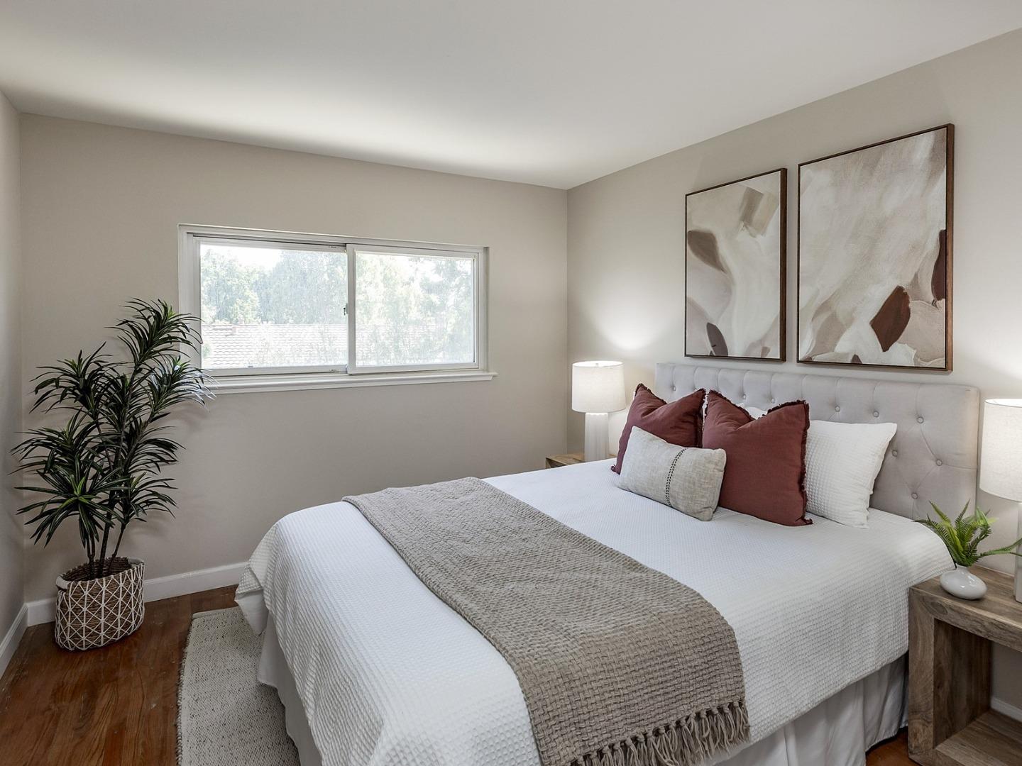 Detail Gallery Image 18 of 31 For 1312 Glen Haven Dr, San Jose,  CA 95129 - 4 Beds | 3 Baths