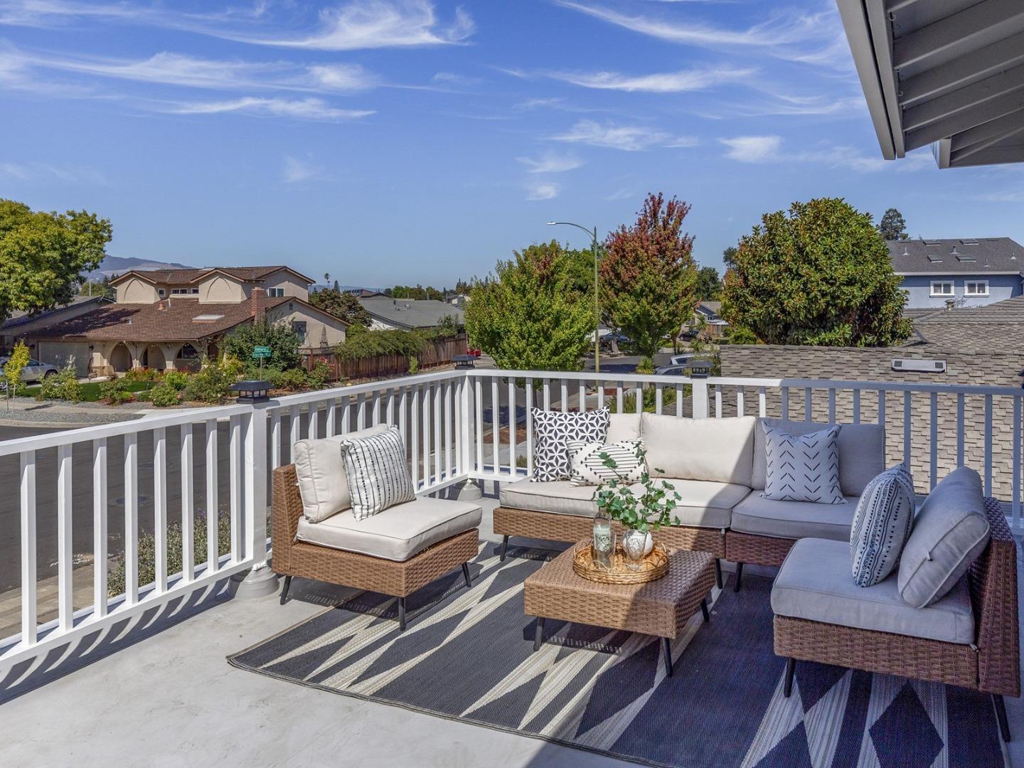 Detail Gallery Image 25 of 31 For 1312 Glen Haven Dr, San Jose,  CA 95129 - 4 Beds | 3 Baths