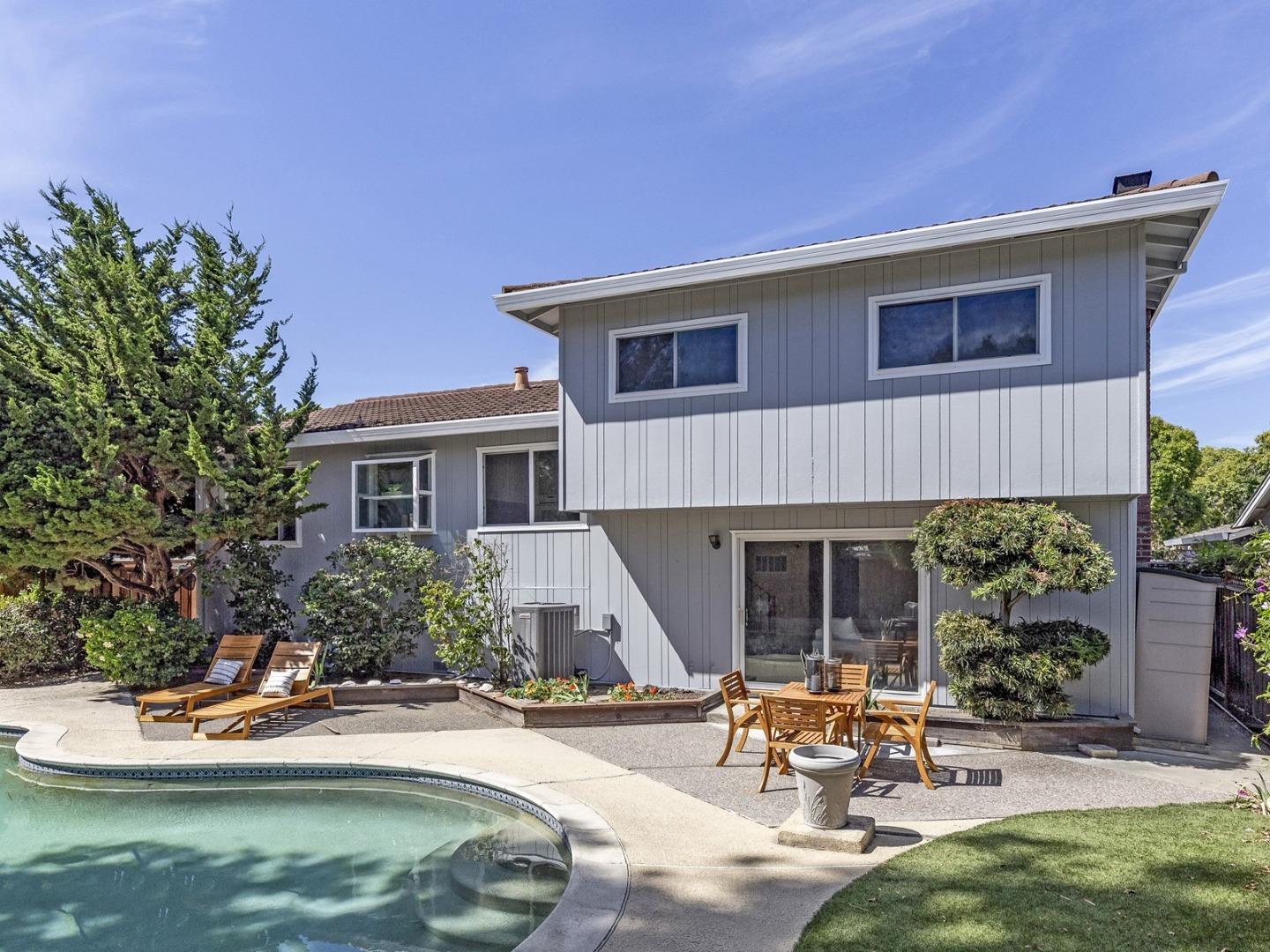 Detail Gallery Image 28 of 31 For 1312 Glen Haven Dr, San Jose,  CA 95129 - 4 Beds | 3 Baths