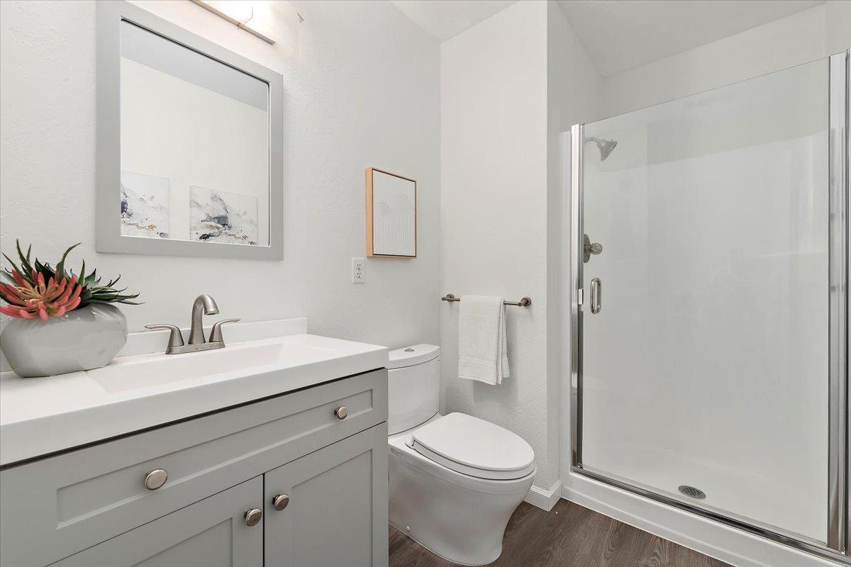 Detail Gallery Image 13 of 23 For 444 Cypress Ave, Half Moon Bay,  CA 94019 - 2 Beds | 2 Baths