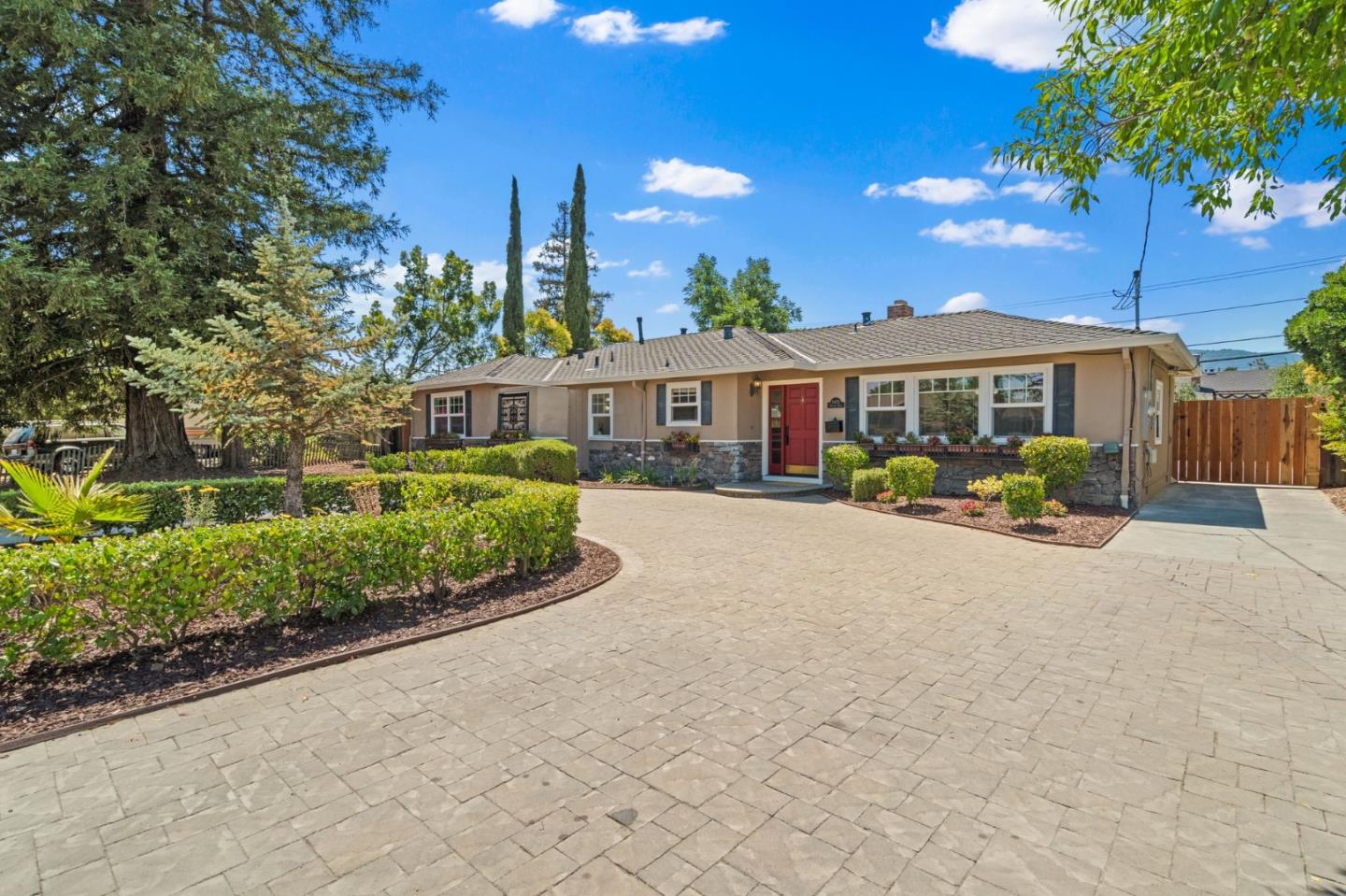 Detail Gallery Image 2 of 49 For 15670 Woodard Rd, San Jose,  CA 95124 - 4 Beds | 3 Baths