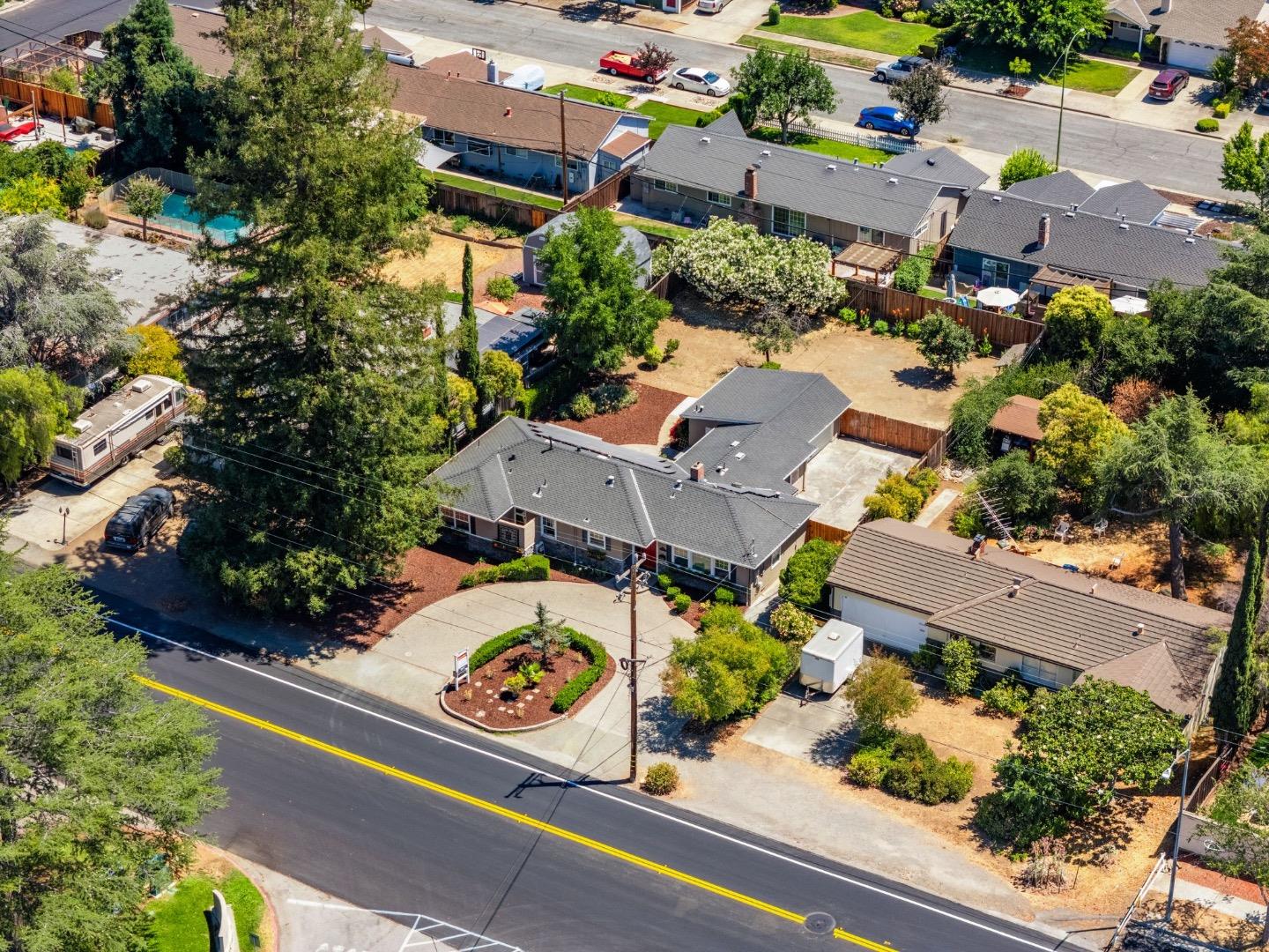 Detail Gallery Image 51 of 58 For 15670 Woodard Rd, San Jose,  CA 95124 - 4 Beds | 3 Baths