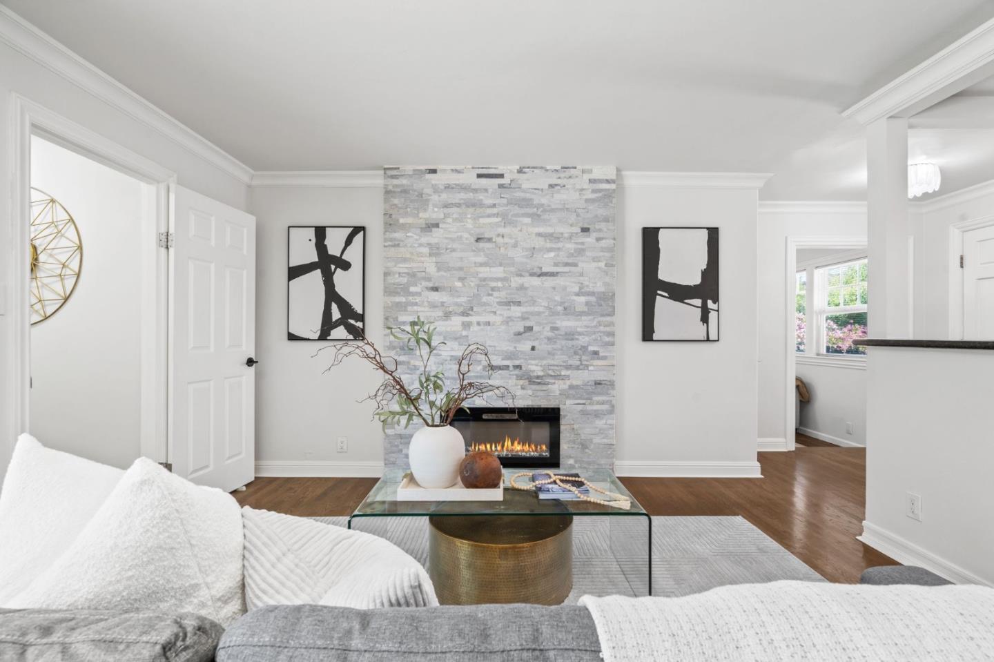 Detail Gallery Image 6 of 49 For 15670 Woodard Rd, San Jose,  CA 95124 - 4 Beds | 3 Baths