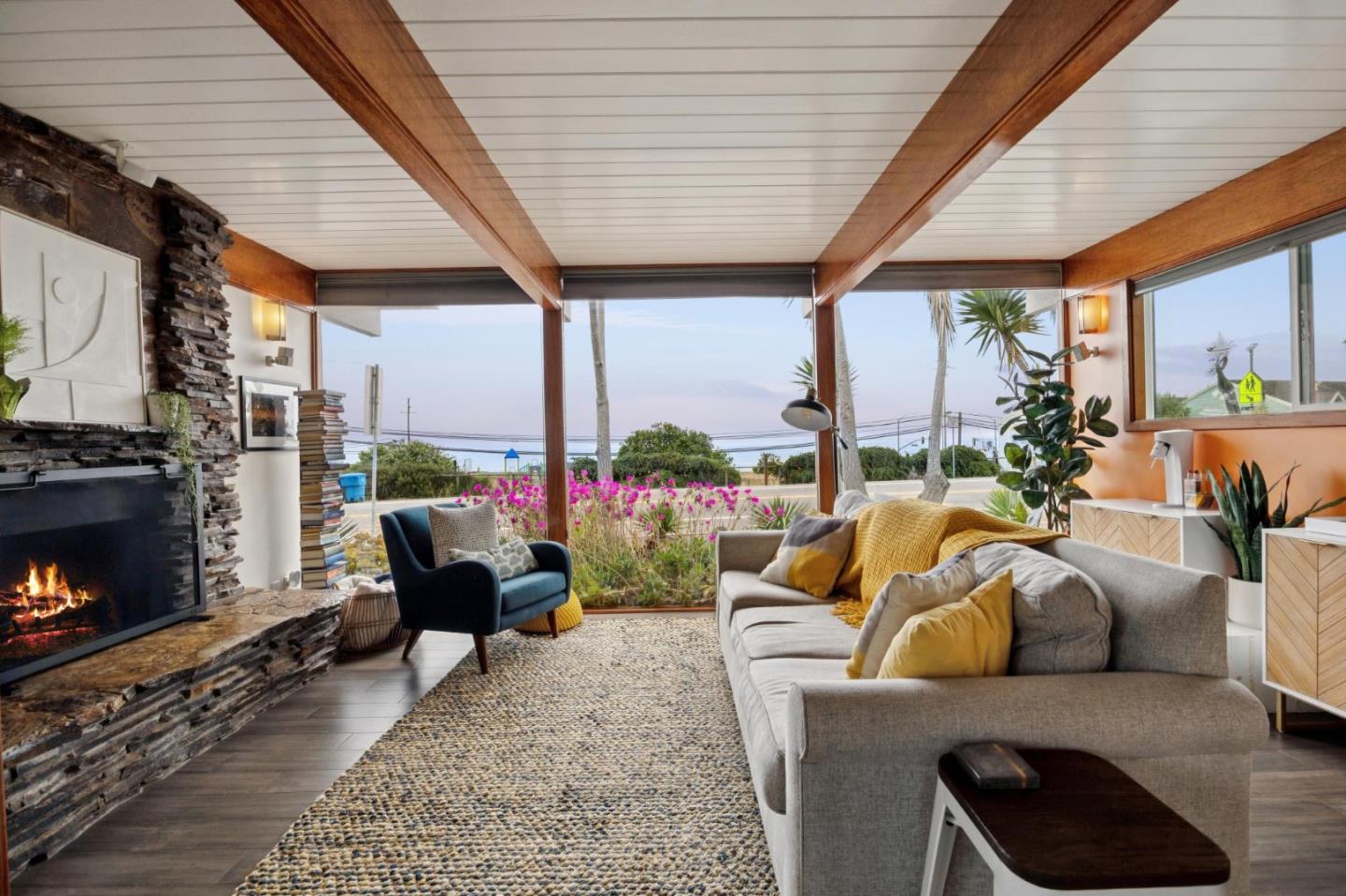 Detail Gallery Image 11 of 45 For 990 Avenue Alhambra, Half Moon Bay,  CA 94019 - 3 Beds | 2 Baths