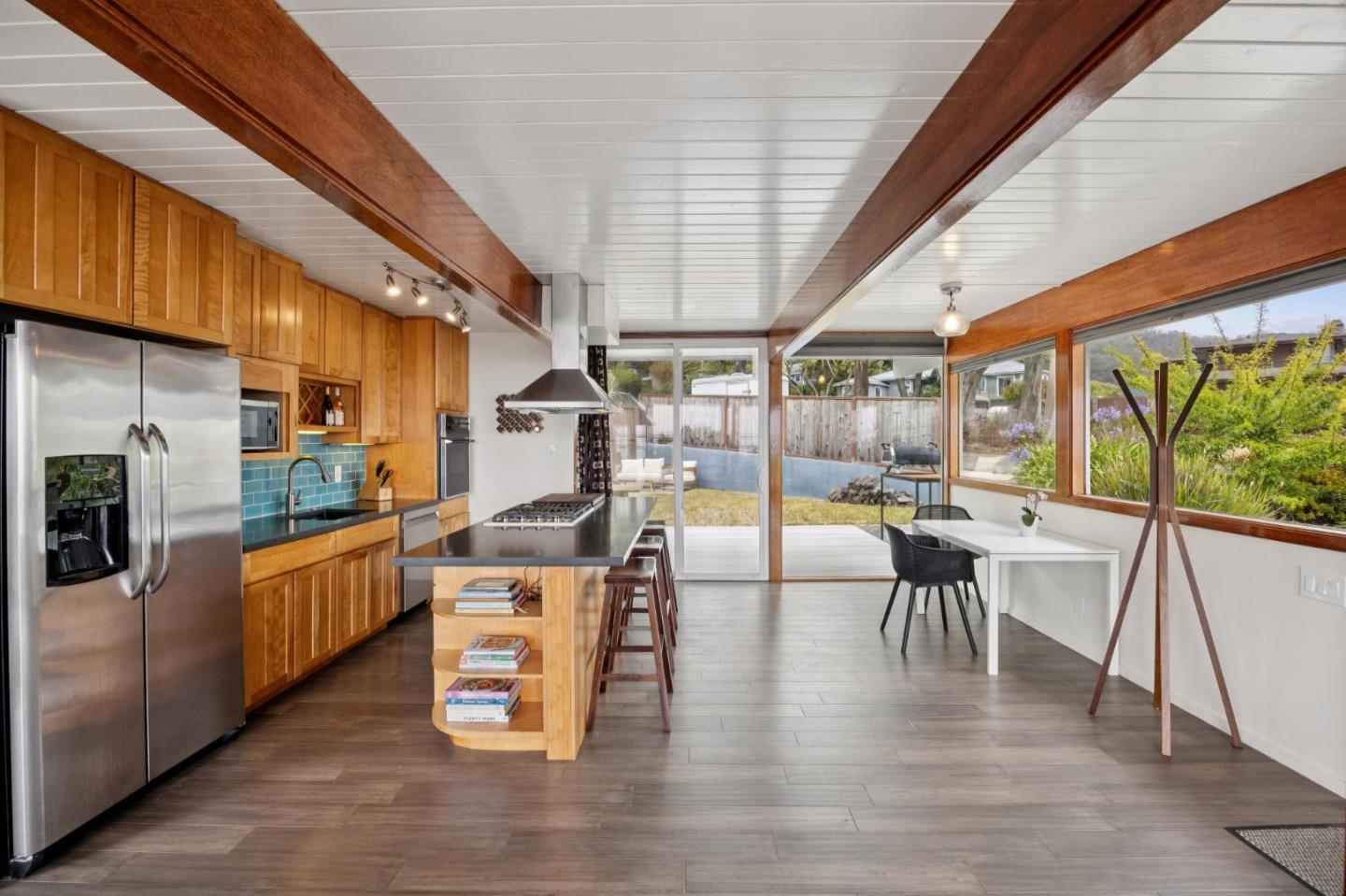 Detail Gallery Image 15 of 45 For 990 Avenue Alhambra, Half Moon Bay,  CA 94019 - 3 Beds | 2 Baths