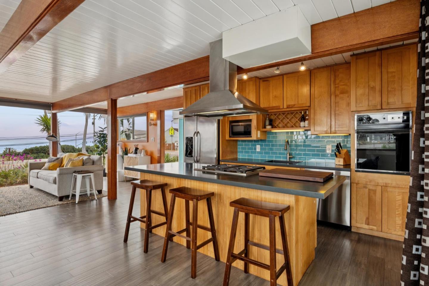 Detail Gallery Image 19 of 45 For 990 Avenue Alhambra, Half Moon Bay,  CA 94019 - 3 Beds | 2 Baths