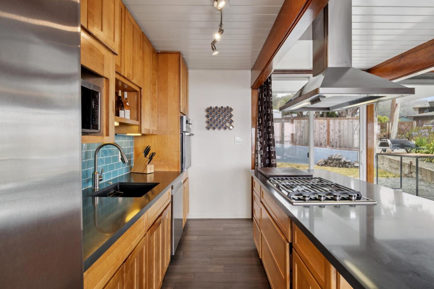 Detail Gallery Image 20 of 45 For 990 Avenue Alhambra, Half Moon Bay,  CA 94019 - 3 Beds | 2 Baths