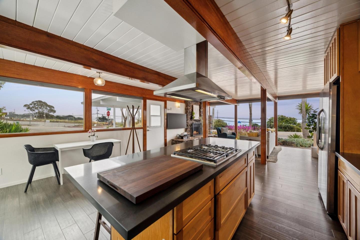 Detail Gallery Image 21 of 45 For 990 Avenue Alhambra, Half Moon Bay,  CA 94019 - 3 Beds | 2 Baths