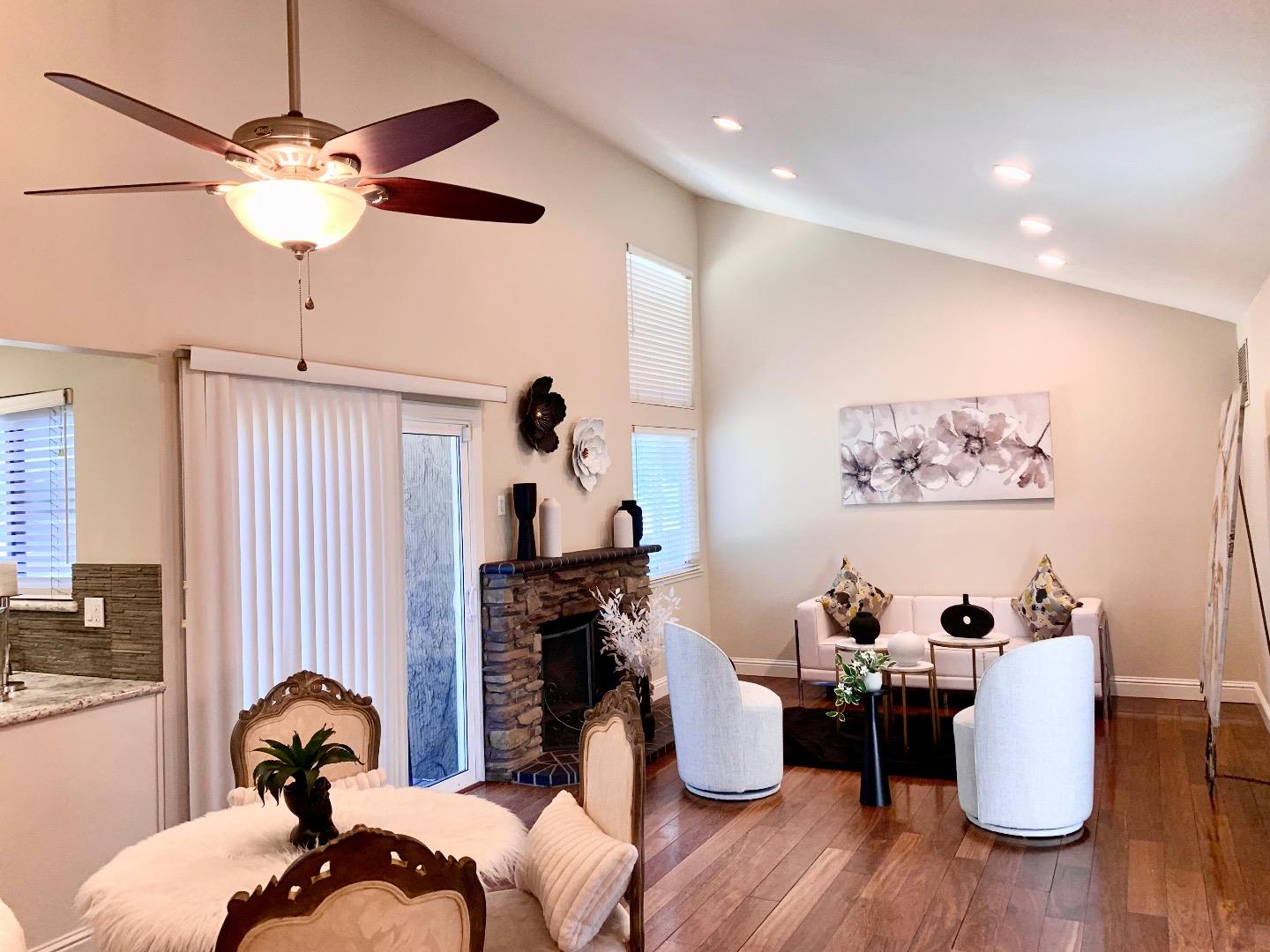 Detail Gallery Image 11 of 45 For 2128 Canoas Garden Ave #D,  San Jose,  CA 95125 - 2 Beds | 1/1 Baths