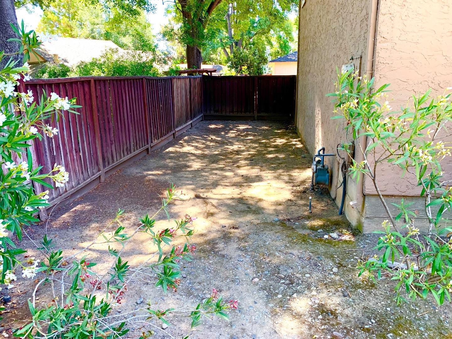 Detail Gallery Image 44 of 45 For 2128 Canoas Garden Ave #D,  San Jose,  CA 95125 - 2 Beds | 1/1 Baths