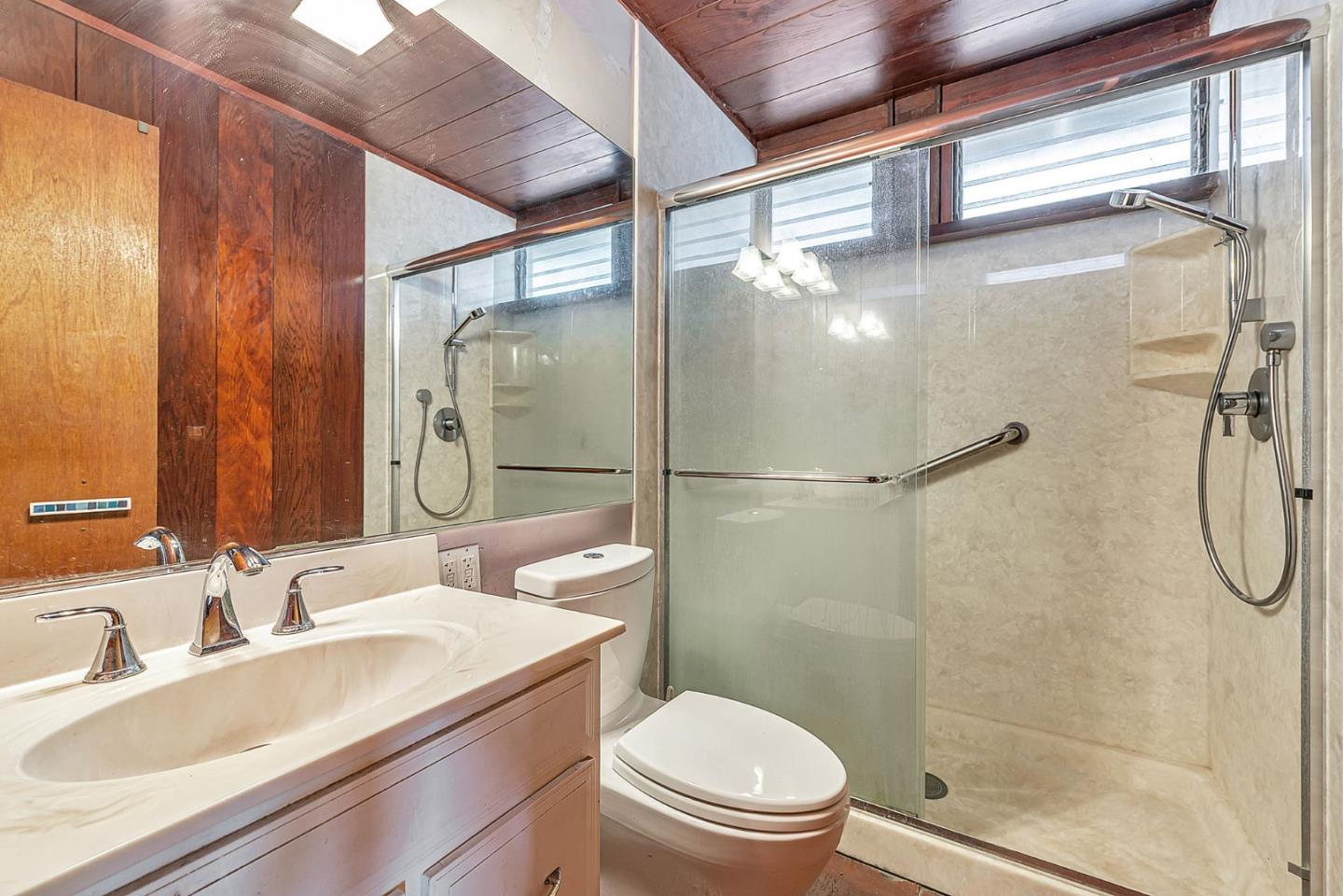 Detail Gallery Image 18 of 19 For 1036 Almanor Ave, Menlo Park,  CA 94025 - 3 Beds | 2 Baths