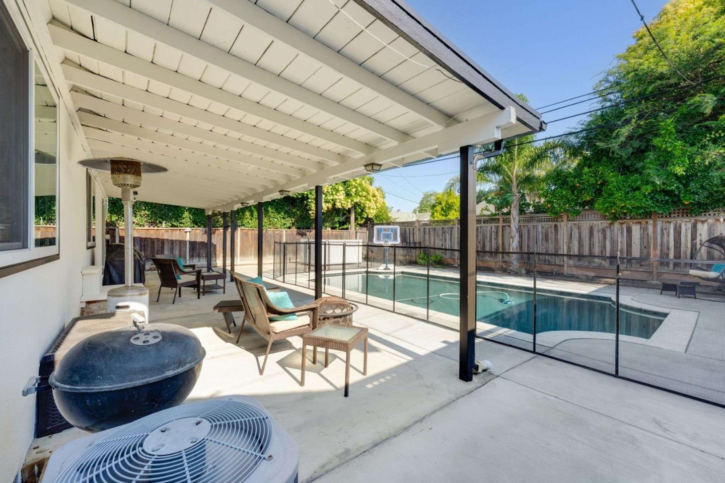 Detail Gallery Image 26 of 31 For 2312 Woodland Ave, San Jose,  CA 95128 - 3 Beds | 1 Baths