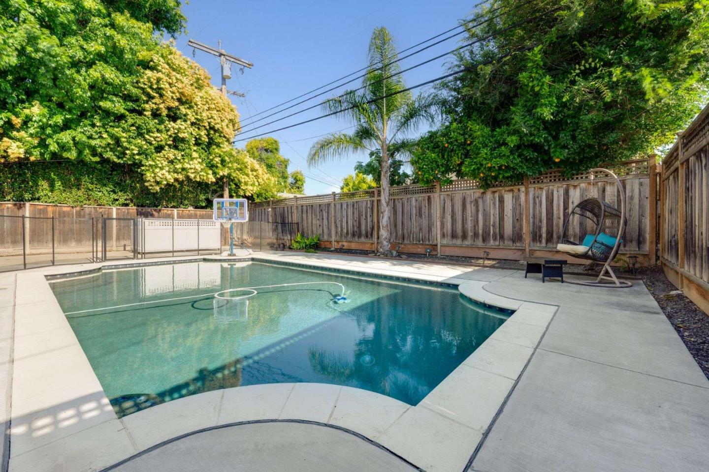 Detail Gallery Image 27 of 31 For 2312 Woodland Ave, San Jose,  CA 95128 - 3 Beds | 1 Baths