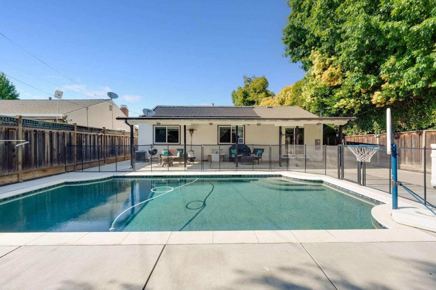 Detail Gallery Image 29 of 31 For 2312 Woodland Ave, San Jose,  CA 95128 - 3 Beds | 1 Baths