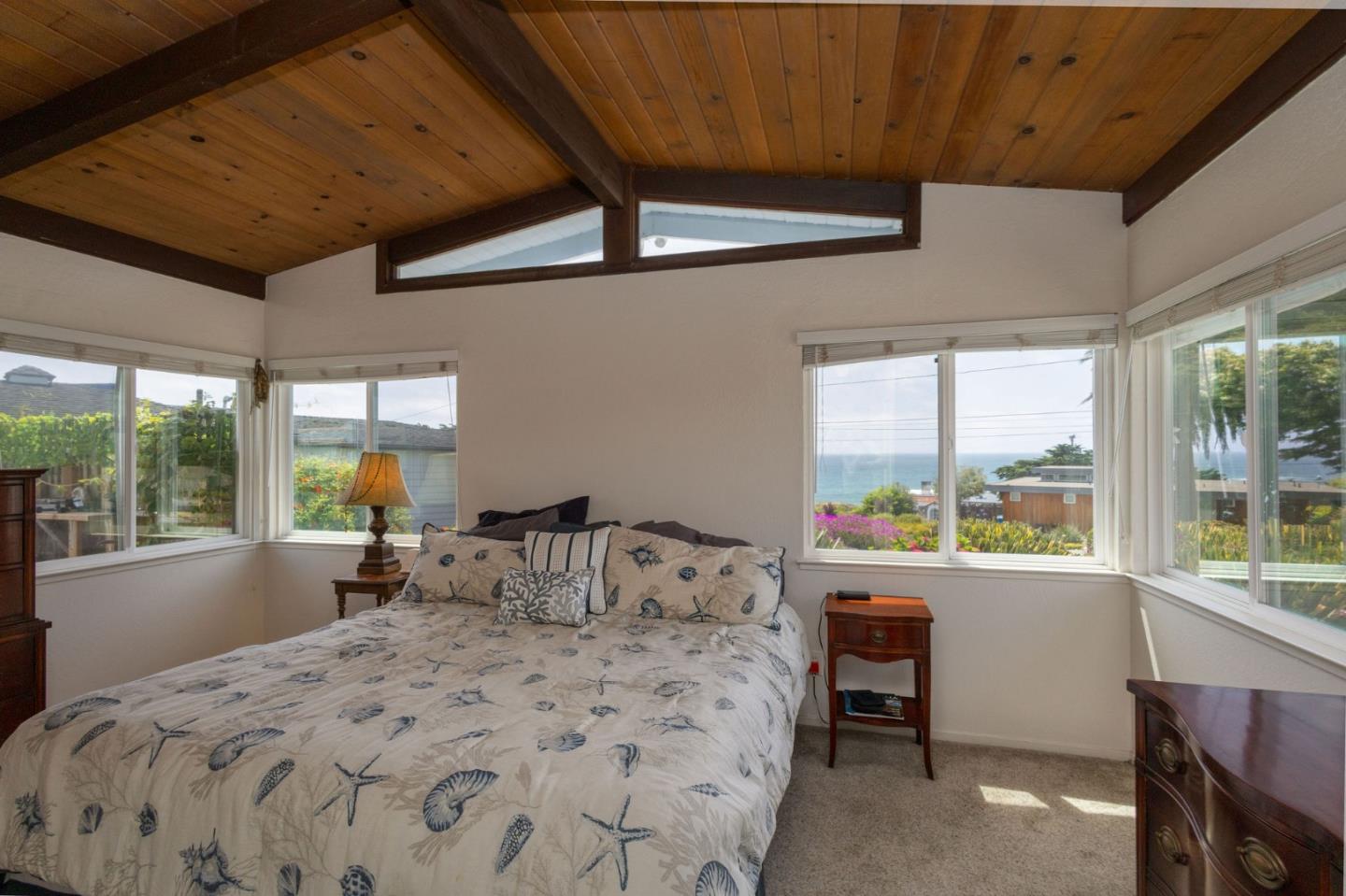 Detail Gallery Image 14 of 28 For 816 Park Ave, Moss Beach,  CA 94038 - 3 Beds | 2 Baths