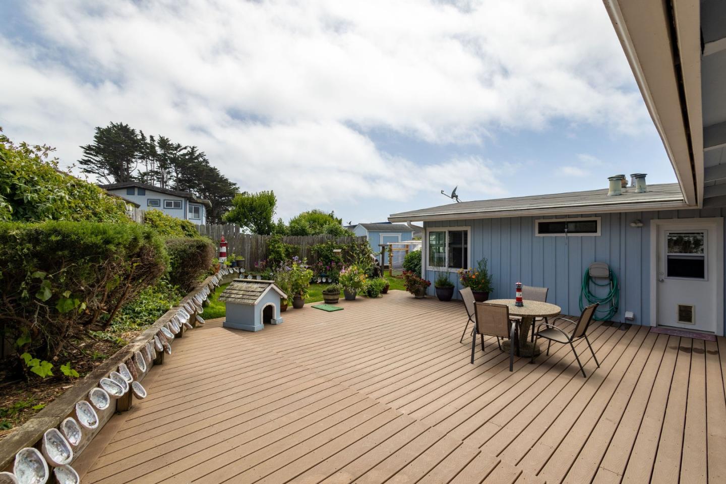 Detail Gallery Image 23 of 28 For 816 Park Ave, Moss Beach,  CA 94038 - 3 Beds | 2 Baths