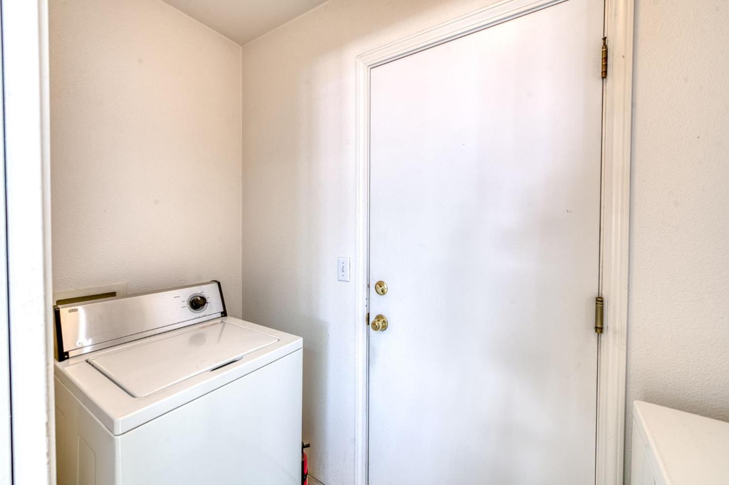 Detail Gallery Image 18 of 35 For 2670 N Katy Ave, Fresno,  CA 93722 - 4 Beds | 2 Baths