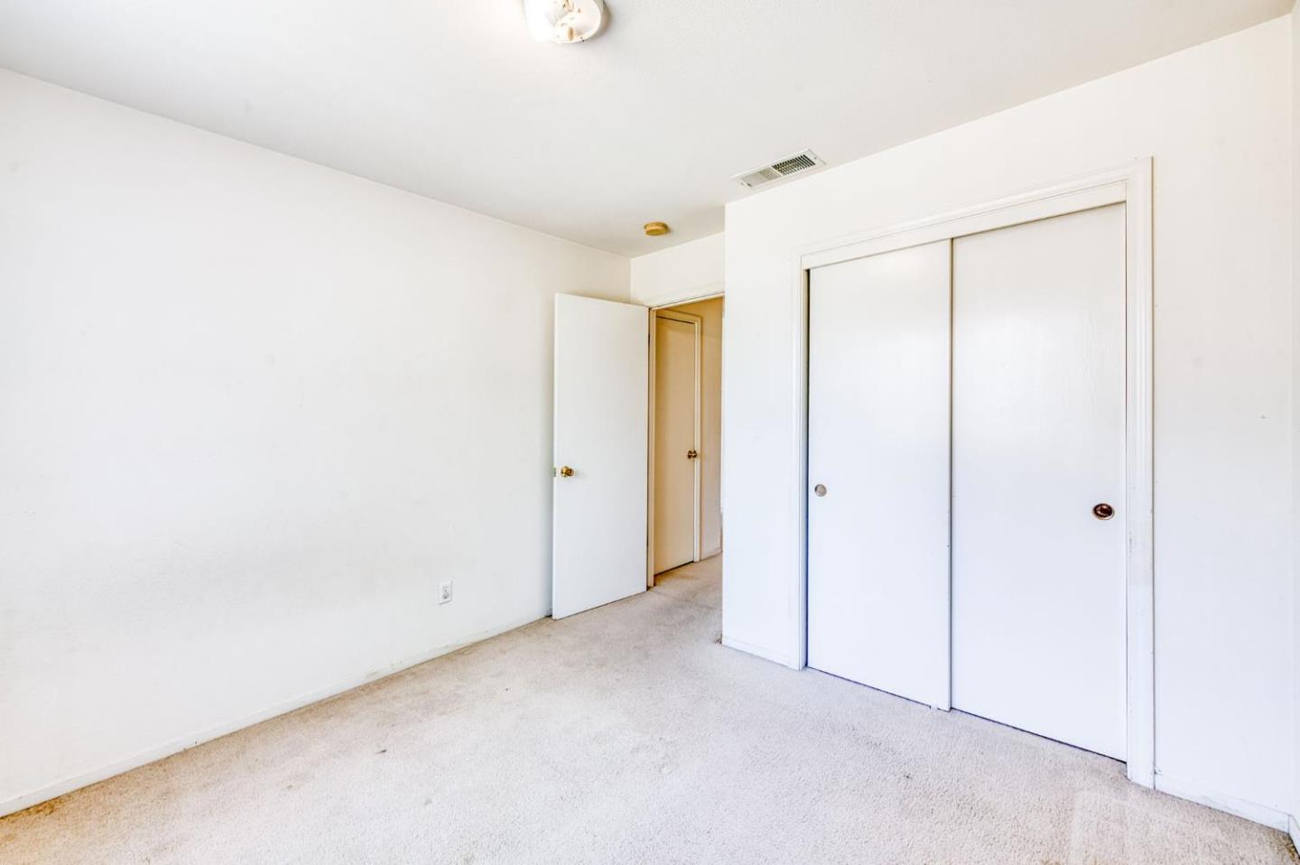 Detail Gallery Image 20 of 35 For 2670 N Katy Ave, Fresno,  CA 93722 - 4 Beds | 2 Baths