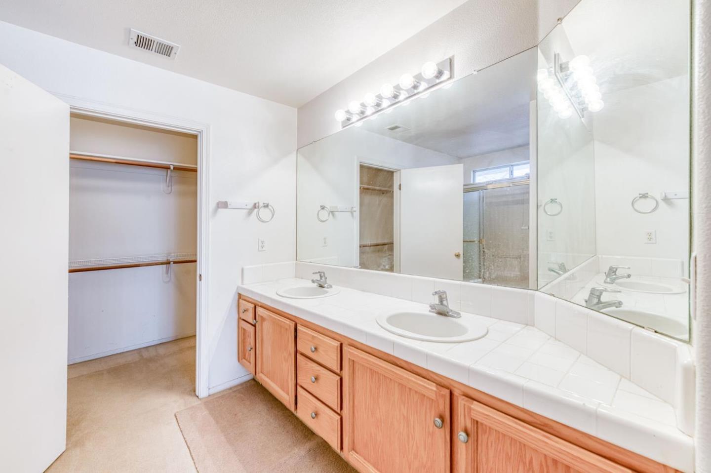 Detail Gallery Image 28 of 35 For 2670 N Katy Ave, Fresno,  CA 93722 - 4 Beds | 2 Baths