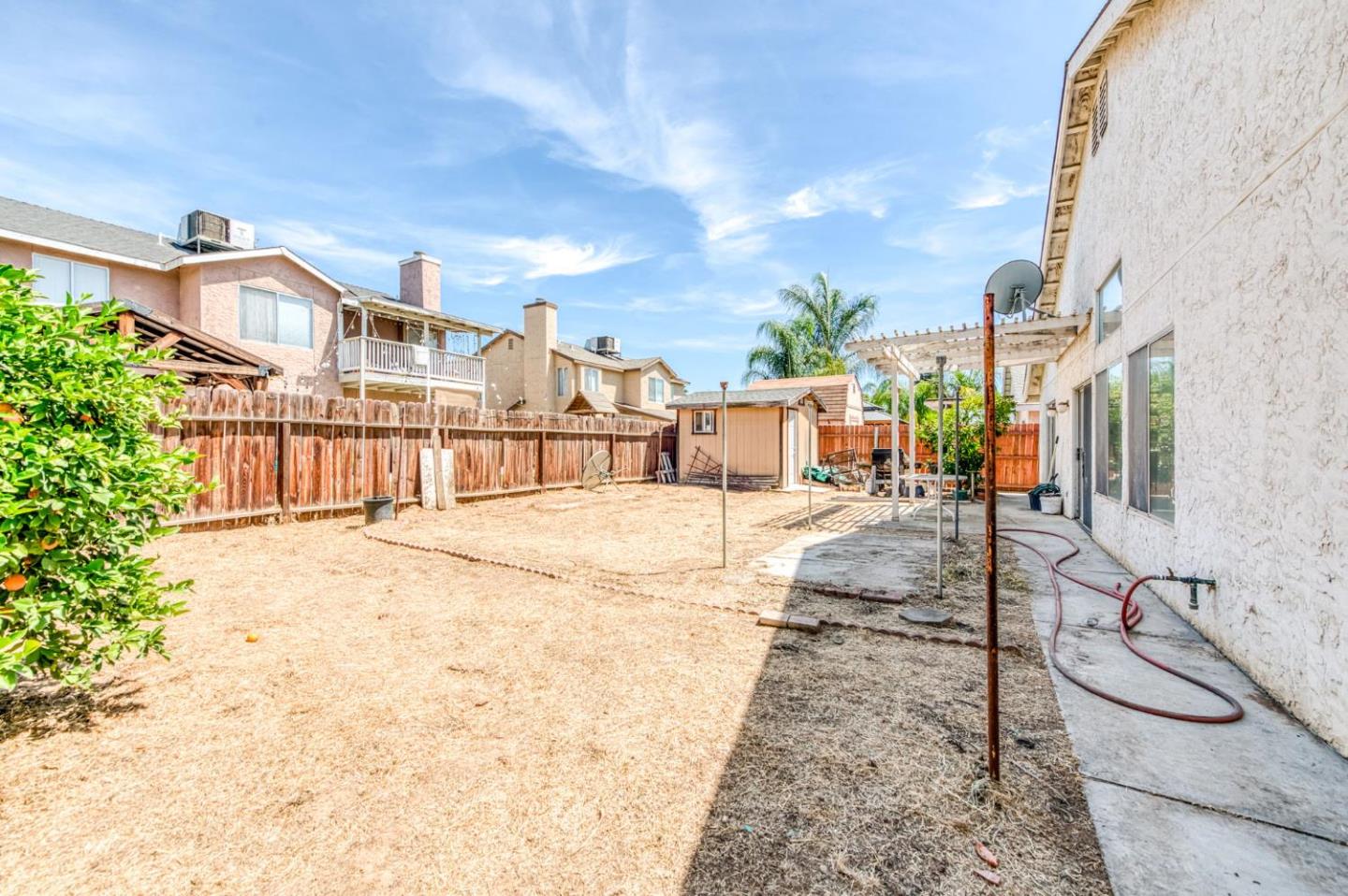 Detail Gallery Image 31 of 35 For 2670 N Katy Ave, Fresno,  CA 93722 - 4 Beds | 2 Baths