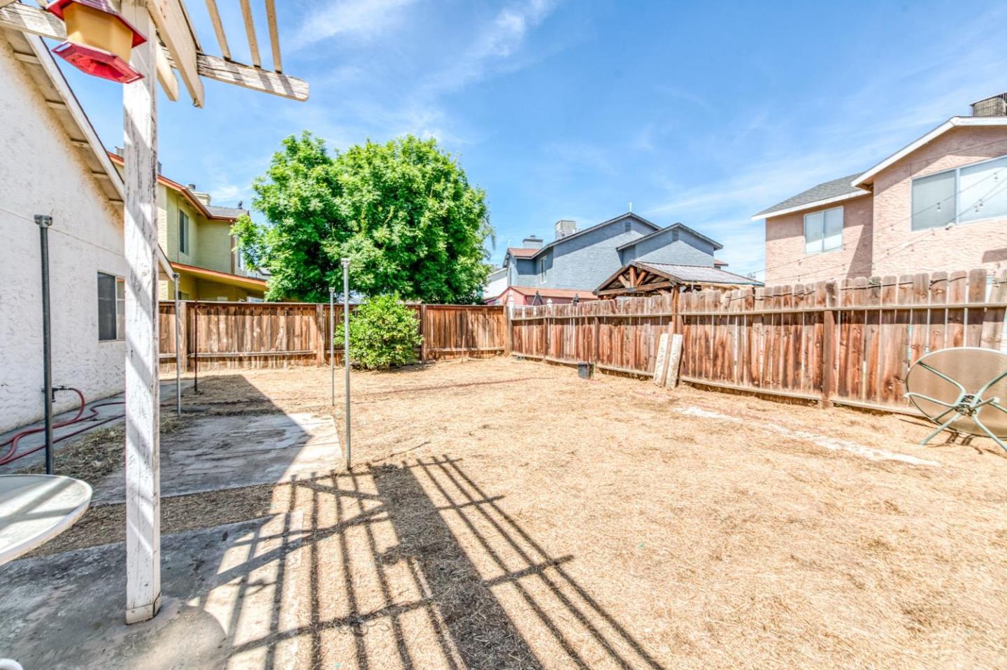 Detail Gallery Image 35 of 35 For 2670 N Katy Ave, Fresno,  CA 93722 - 4 Beds | 2 Baths