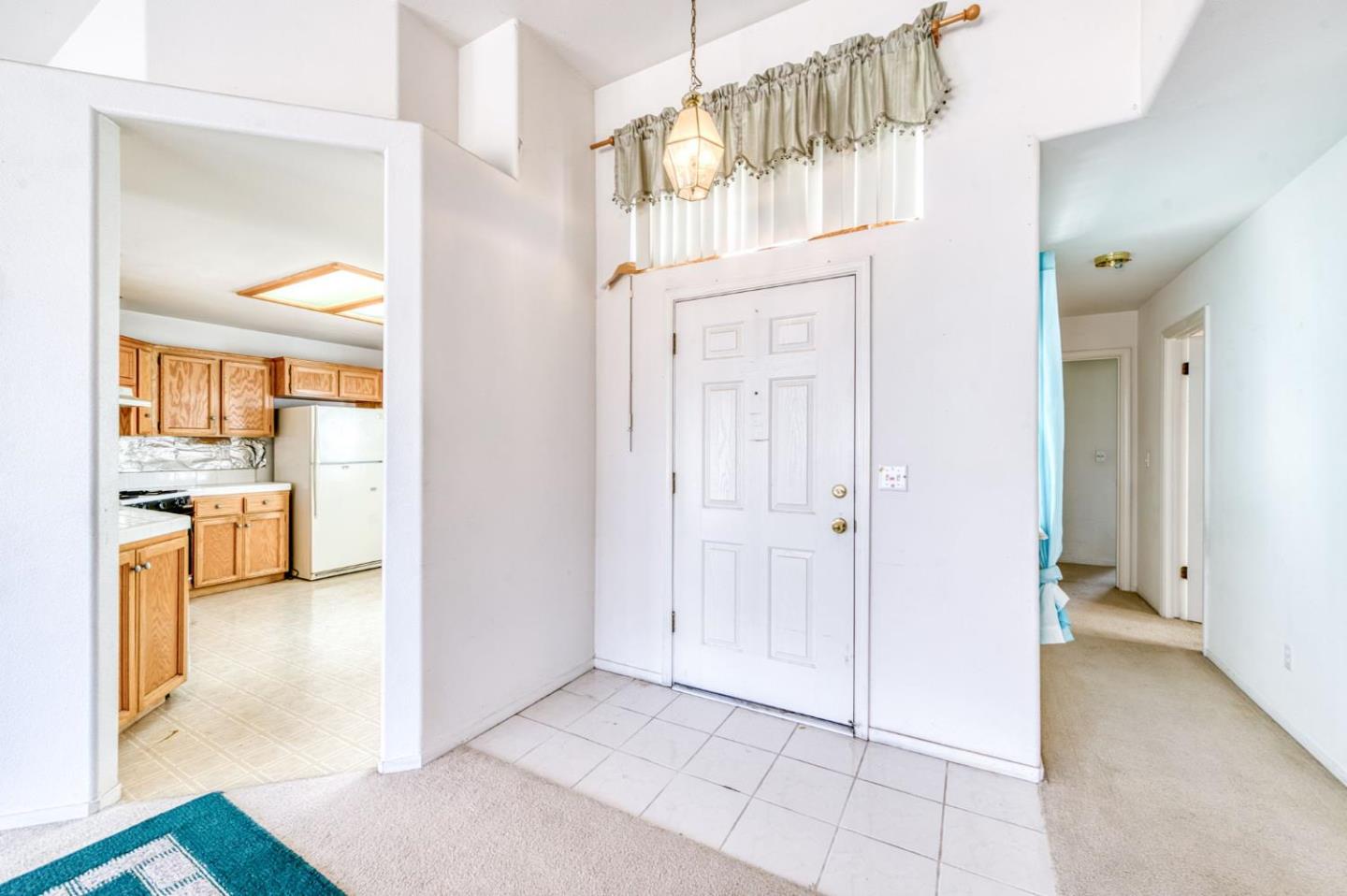 Detail Gallery Image 7 of 35 For 2670 N Katy Ave, Fresno,  CA 93722 - 4 Beds | 2 Baths