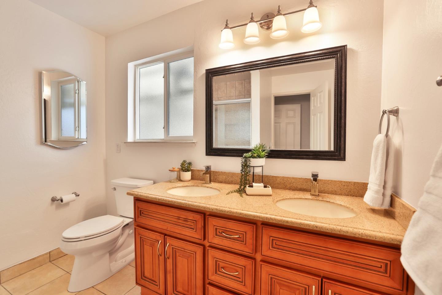 Detail Gallery Image 14 of 40 For 4089 Timberline Dr, San Jose,  CA 95121 - 4 Beds | 2 Baths