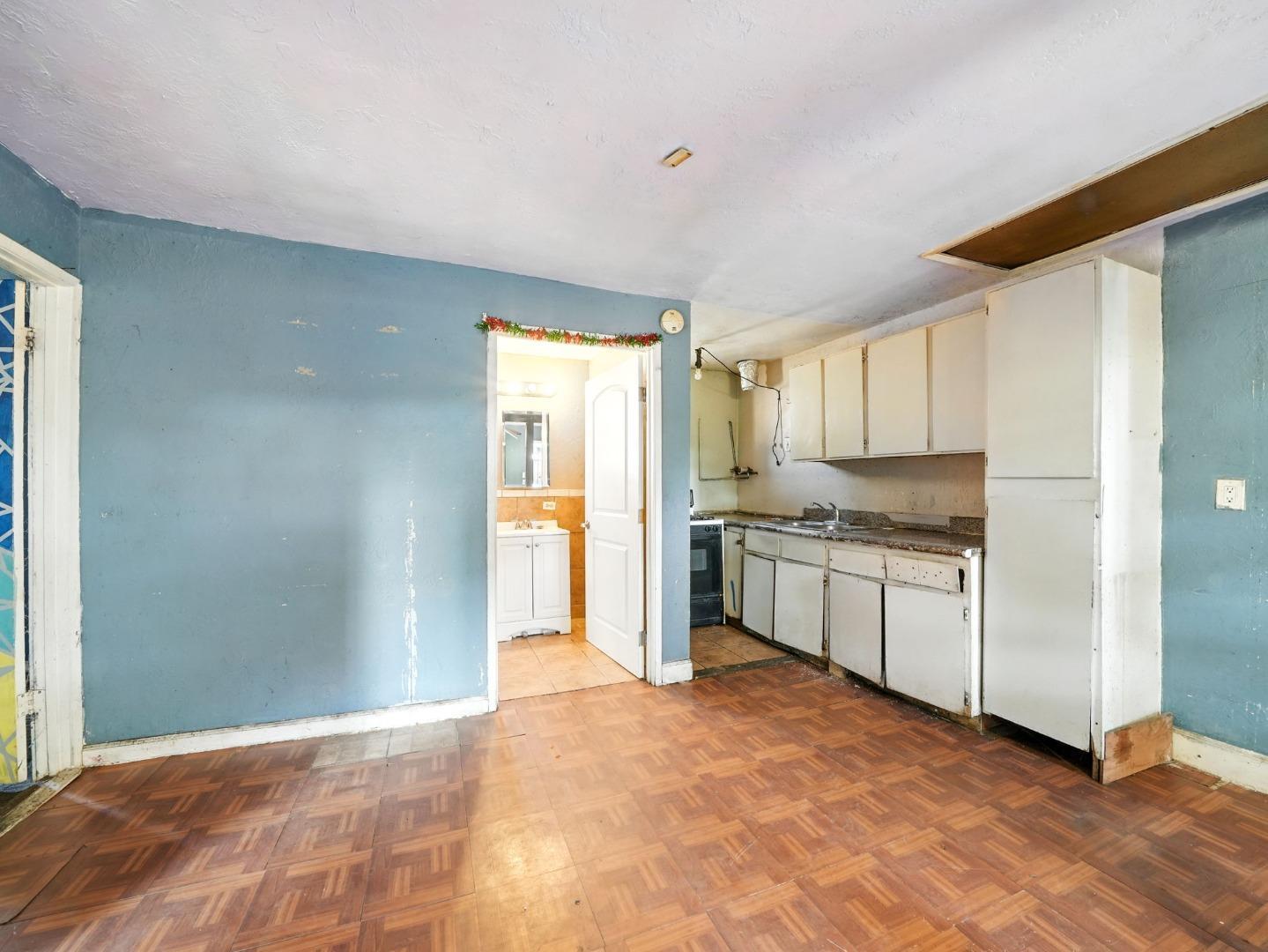 Detail Gallery Image 16 of 28 For 37 Union St, San Jose,  CA 95110 - – Beds | – Baths