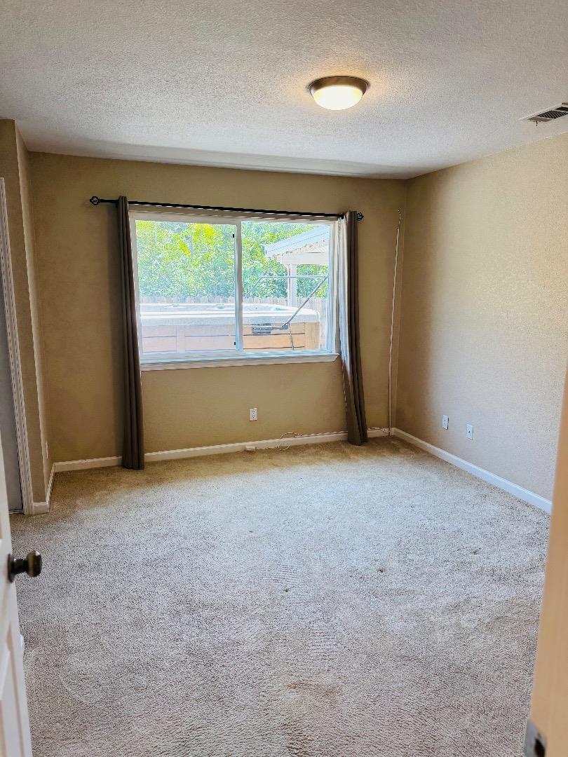 Detail Gallery Image 19 of 28 For 1209 Loyola Way, Vallejo,  CA 94589 - 4 Beds | 2 Baths