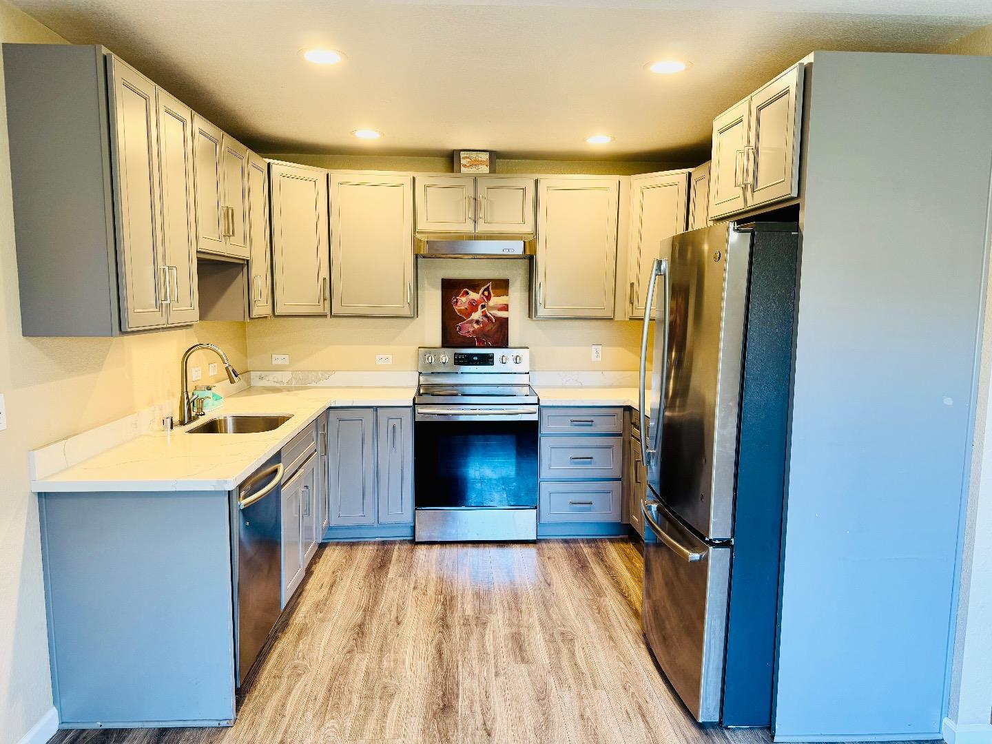 Detail Gallery Image 4 of 28 For 1209 Loyola Way, Vallejo,  CA 94589 - 4 Beds | 2 Baths