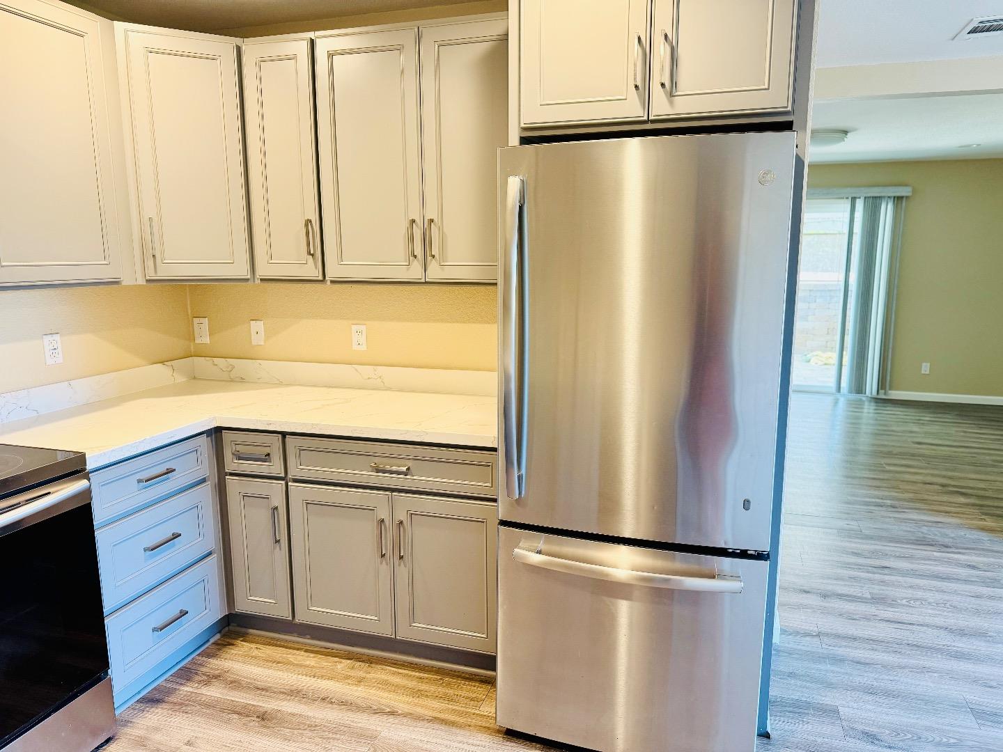 Detail Gallery Image 6 of 28 For 1209 Loyola Way, Vallejo,  CA 94589 - 4 Beds | 2 Baths