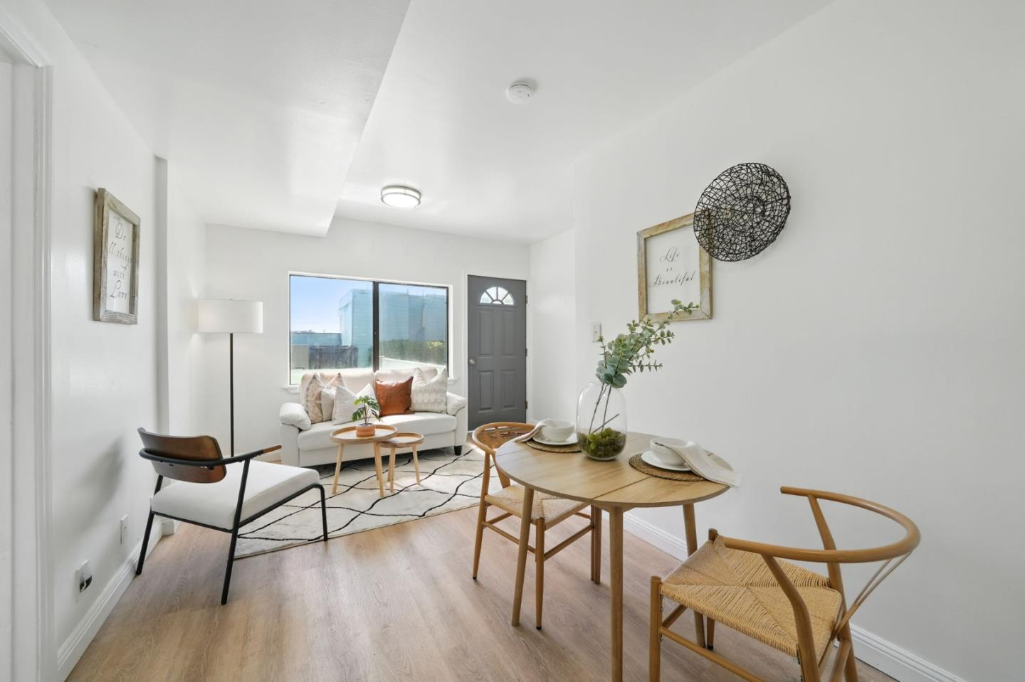 Detail Gallery Image 12 of 39 For 2687 45th Ave, San Francisco,  CA 94116 - 5 Beds | 2 Baths