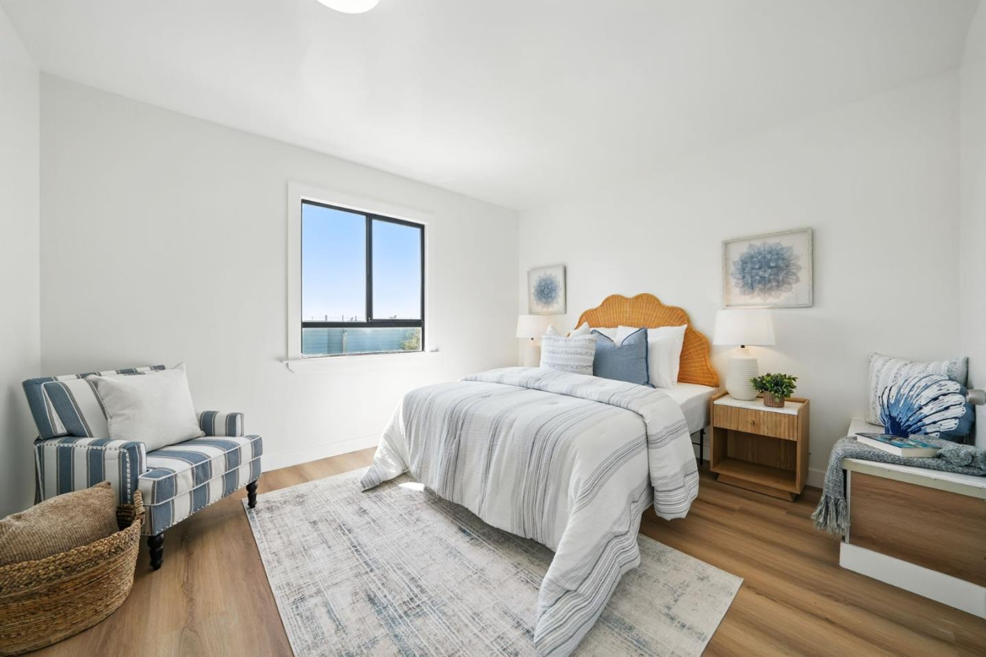 Detail Gallery Image 8 of 39 For 2687 45th Ave, San Francisco,  CA 94116 - 5 Beds | 2 Baths