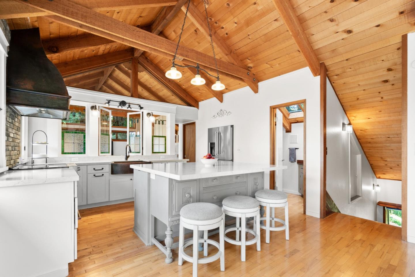 Detail Gallery Image 15 of 90 For 120 Bella Vista Ln, Watsonville,  CA 95076 - 4 Beds | 2/1 Baths