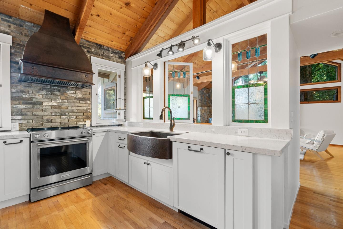 Detail Gallery Image 18 of 90 For 120 Bella Vista Ln, Watsonville,  CA 95076 - 4 Beds | 2/1 Baths