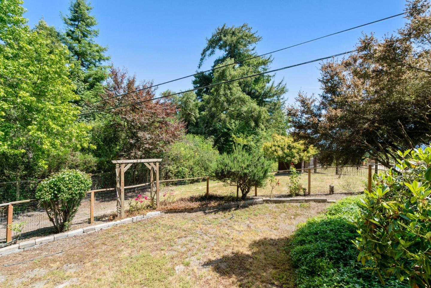 Detail Gallery Image 68 of 90 For 120 Bella Vista Ln, Watsonville,  CA 95076 - 4 Beds | 2/1 Baths